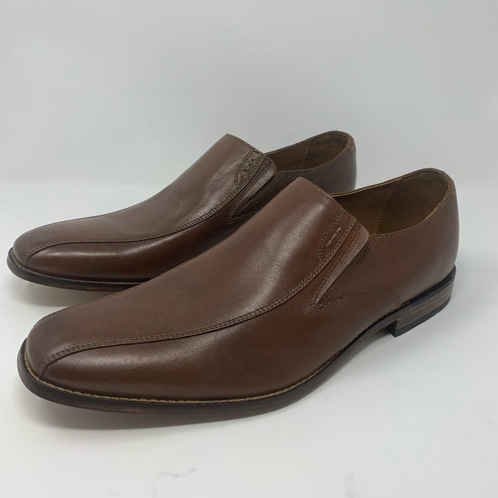 Bostonian Mens brown leather loafers sz 13 EUC